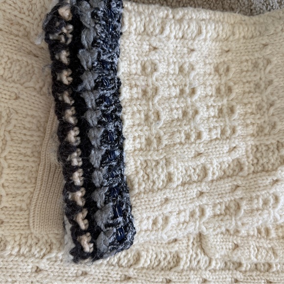 Women's Cream and Black Knit Jacket - Picture 3 of 12